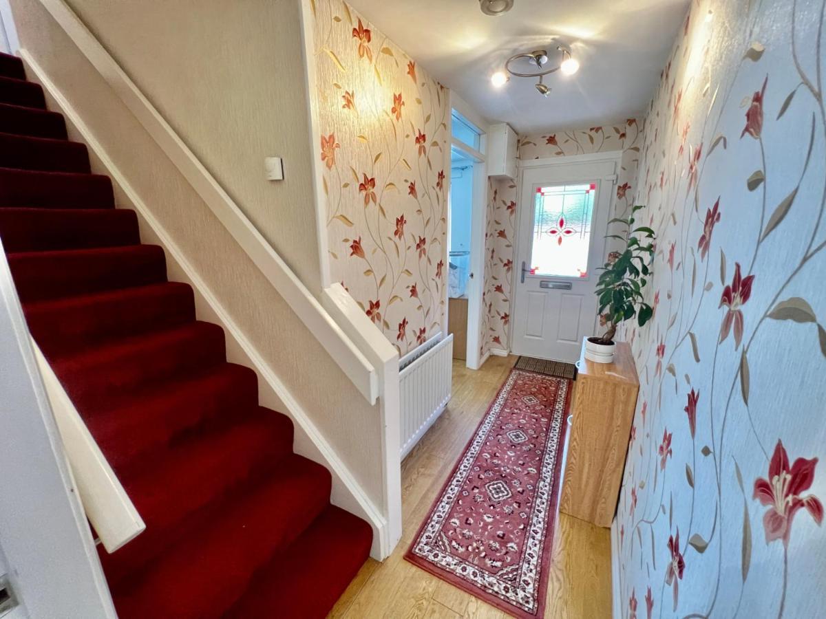 3 Bedroom House Near City Centre Белфаст Екстер'єр фото