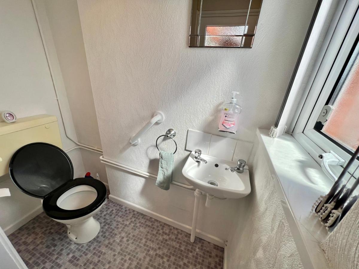 3 Bedroom House Near City Centre Белфаст Екстер'єр фото